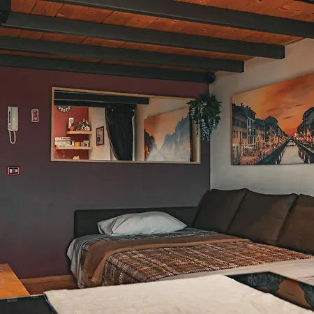 Lägenhet A&a Attic Somma Lombardo