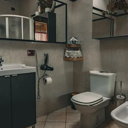 Lägenhet A&a Attic Somma Lombardo